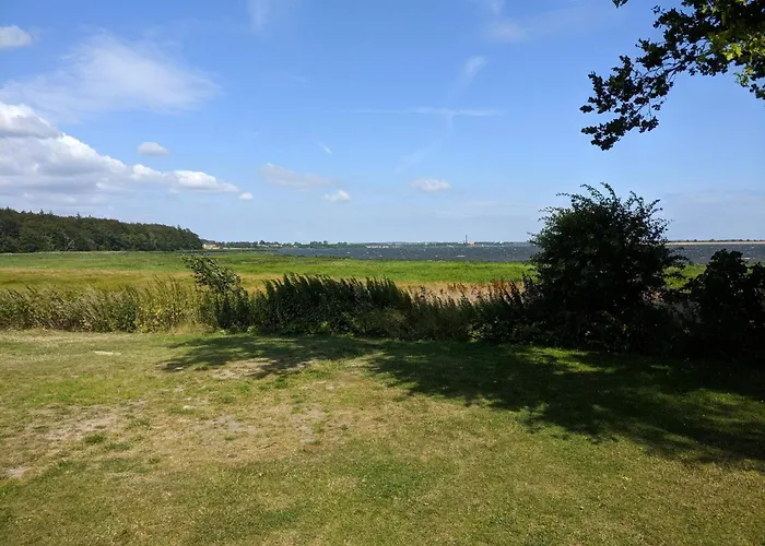 Cozy Seaside Retreat In Eno-by Traum Σπίτι διακοπών